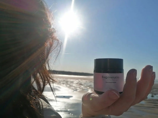 Hey-Gorgeous-Get-Ready-to-Glow-with-Regeneratio-s-Daily-Moisturiser-Cream Regeneratio